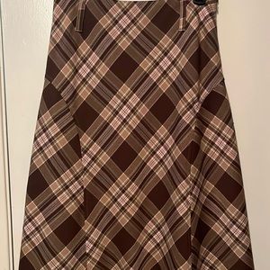 Gingham skirt with belt loops